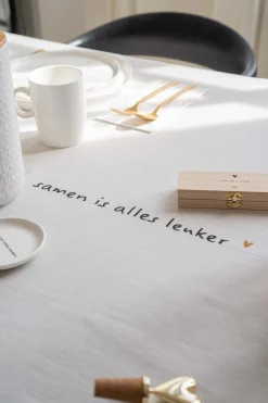 ZUSSS tafelkleed tijd voor gezelligheid 250x150cm peper en zout* Keukentextiel